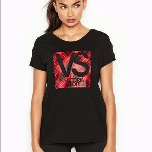 Scoop Back Tee - Red Graphic